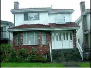 House for sale in Vancouver, Vancouver East, 5523 Rhodes...