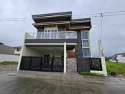 House for SALE with 4 bedrooms in Pandan Angeles City...