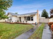 house in 9 Pauls Cres, Wendouree VIC 3355