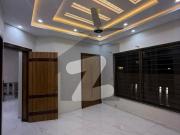 House In Bahria Twon Phase 8 Ali Block Bahria Town Phase...