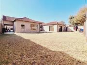 House in Birch Acres