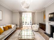 house in Chesterfield Hill, Mayfair W1J United Kingdom