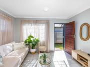 House in Eden Park For Sale