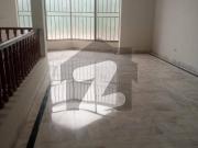 House In F 7 Sized 1 Kanal Is Available