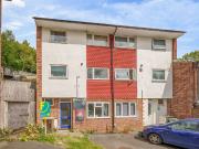 house in Guildford Park Avenue