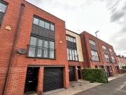 house in Picadilly Nottingham, Bulwell, NG6