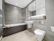 house in Potters, Manchester, M5 4RG