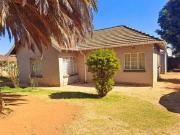 House in Rhodesfield