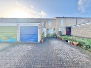 house in Tasmania Close BASINGSTOKE