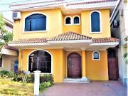 house in Urbanización Rió Guayas Guayaquil