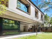 House Johannesburg Gauteng 23500 DLS67606798