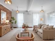 House like scale in the heart of Keiraville