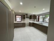 House & Lot For Rent in Makati Prime Residential Area....