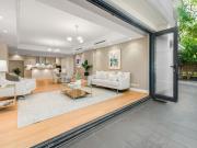 House Scale Garden Apartment in Prestigious Killara Grand