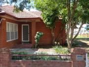 THREE BEDROOM FAMILY HOUSE IN SOUTH DUBBO