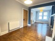 House to rent in Ridgway Road, Luton, Bedfordshire, LU2...