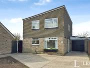 House to rent in Sunningdale Drive, Felixstowe, IP11 |...