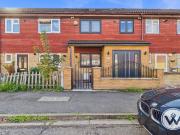 House to Rent: Woolacombe Way, UB3