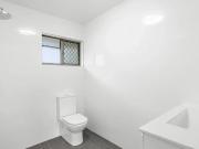 house Unit 2/396 Old Cleveland Road, Coorparoo