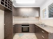 house Unit 6/58 Douglas Street, Greenslopes