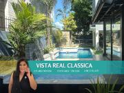 House with 12 parking slots in Vista Real Classica QC...