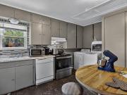 house with 2 bedroom, Topeka KS DS93350132