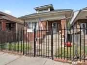 house with 3 bedroom, Chicago IL DLS94282245