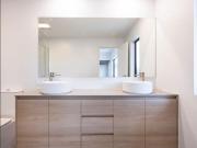 house with 4 bedroom, CABOOLTURE ES81882138