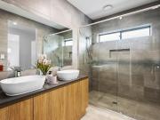 house with 5 bedroom, KINGSTON QLD 4114 DS84467874