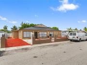 house with 6 bedroom, Hialeah FL DS91877665