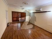 House With Big Lawn For Rent F 7