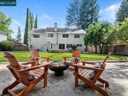 House with garden and terrace