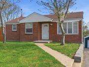 House with garden and terrace