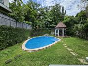 House with Huge Backyard & Pool, Hillsborough Alabang...