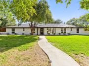 House with pool and garden