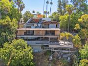 House with pool and garden