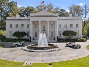 House with pool and garden