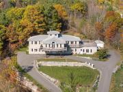 House with pool and garden