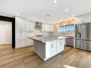 House with pool and garden