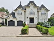 House with pool and garden