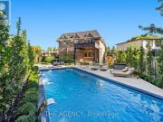 House with pool and garden