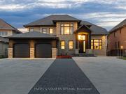 House with pool and garden