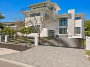 House with terrace