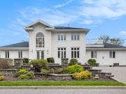 House with terrace