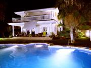 Houses in calle campoamor, 12, Eliana Gabinohome