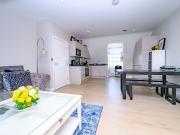 Howardsgate, Welwyn Garden City AL8, 2 bed flat to rent,...