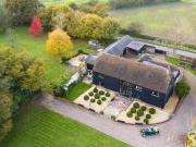 Howe Lane, Binfield, 4 Bedroom Barn