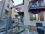 HÜBSCH IM GRÜN VON VALCOLLA