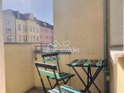 Hübsche, freie möblierte 2 Zi Wohnung mit Balkon in...