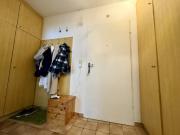 Hübsche Starterwohnung mit Balkon und überdachter...